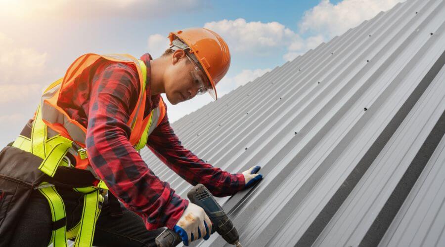 Professional gutter cleaning in Odessa, WA